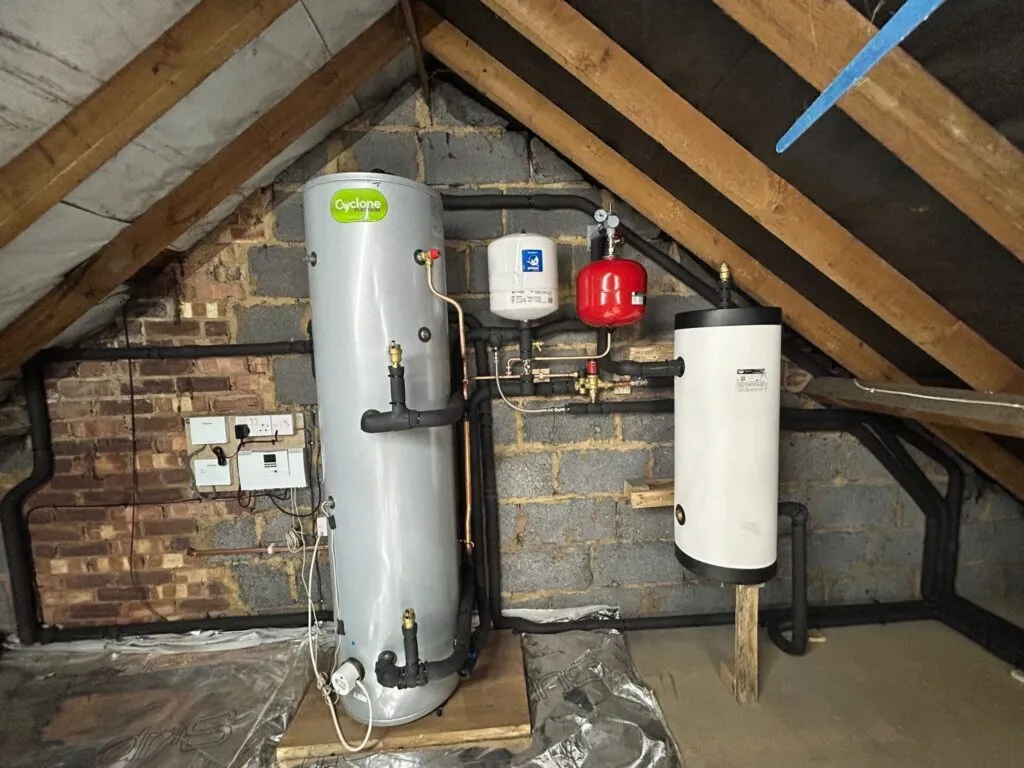 Heating Engineer Services in Rickmansworth: Vaillant AroTherm Plus 5kW and 250L High Gain Joule Cylinder
